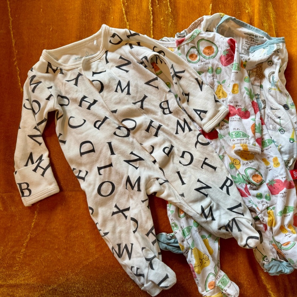 Magnetic Me 3 piece footie bundle!